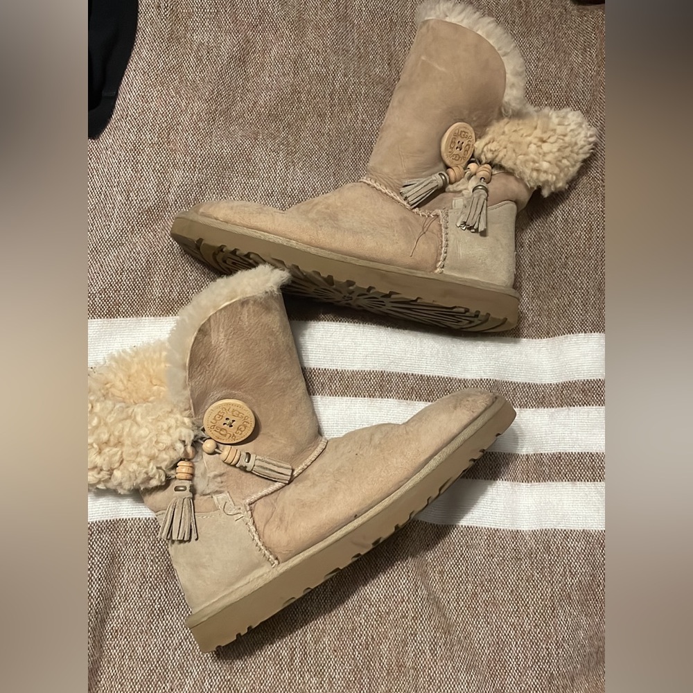Ugg Bailey Boots
